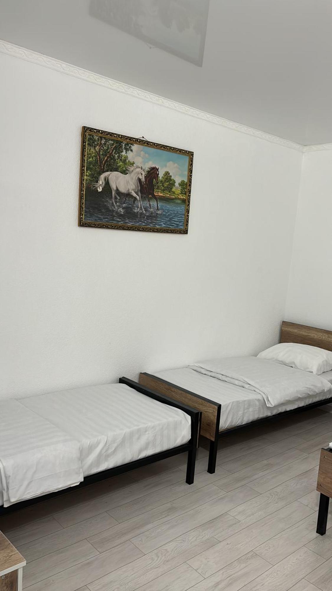 Tokmok Hostel,Halal Хостел,Халал מראה חיצוני תמונה