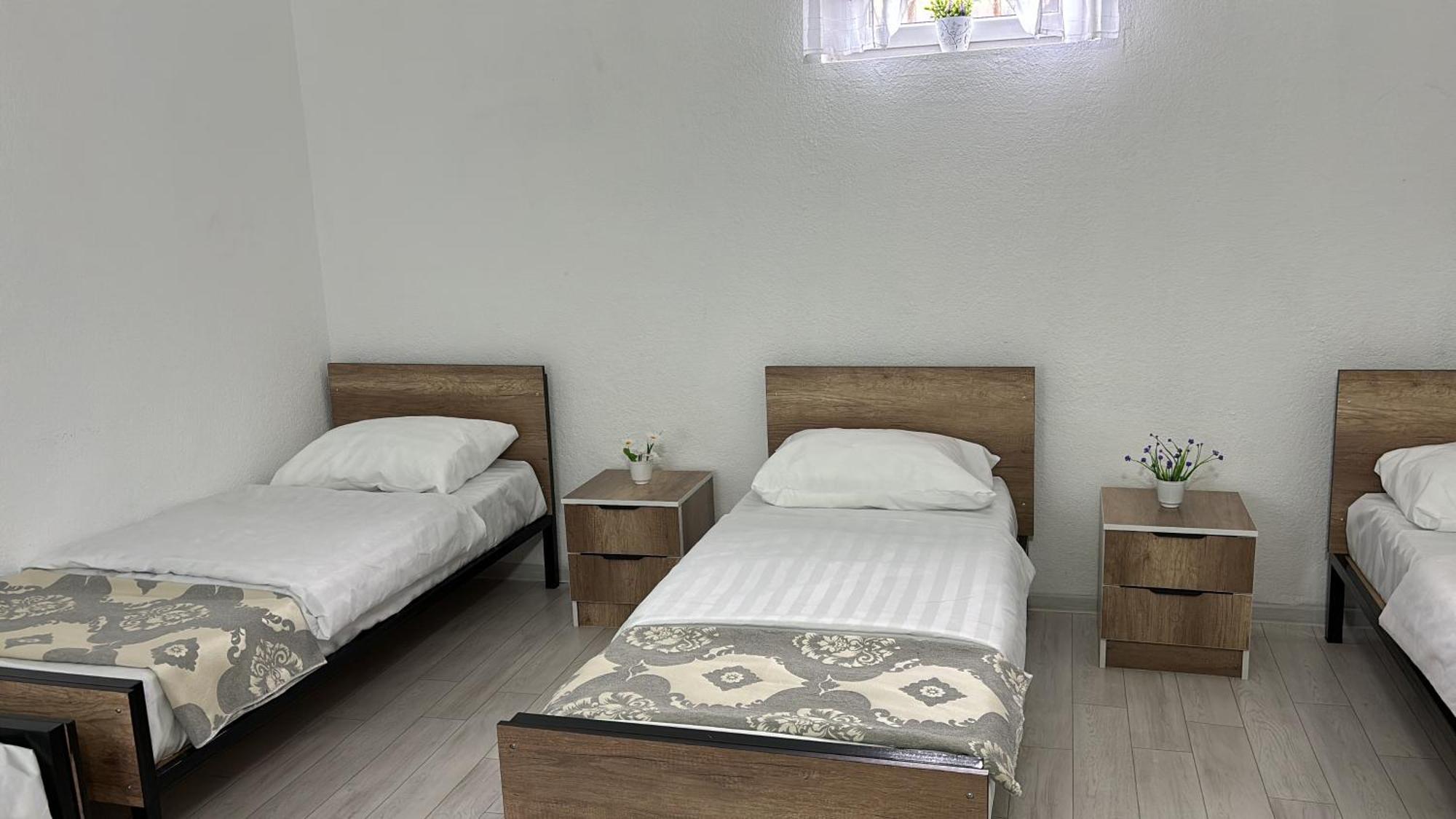 Tokmok Hostel,Halal Хостел,Халал מראה חיצוני תמונה