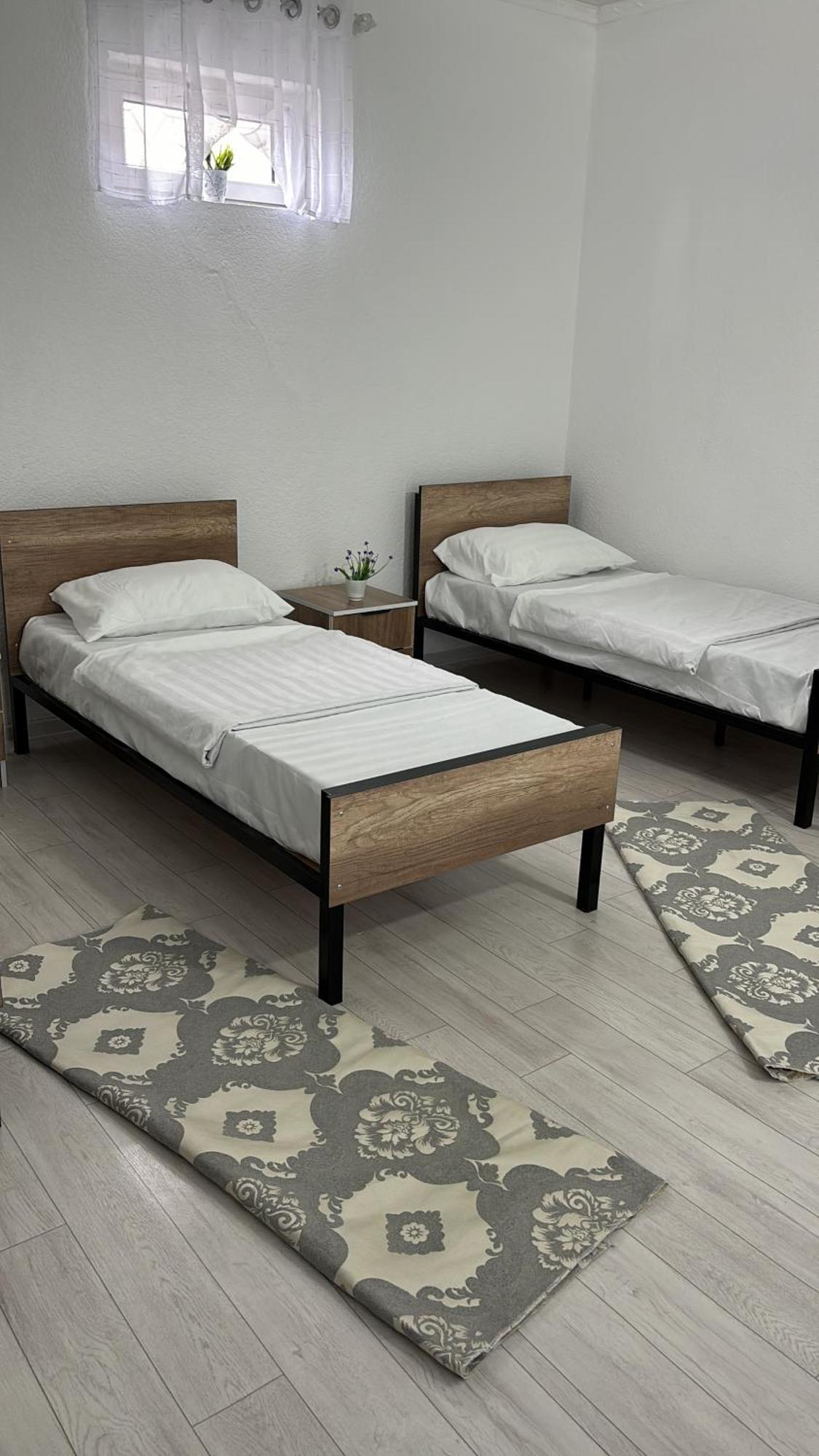 Tokmok Hostel,Halal Хостел,Халал מראה חיצוני תמונה