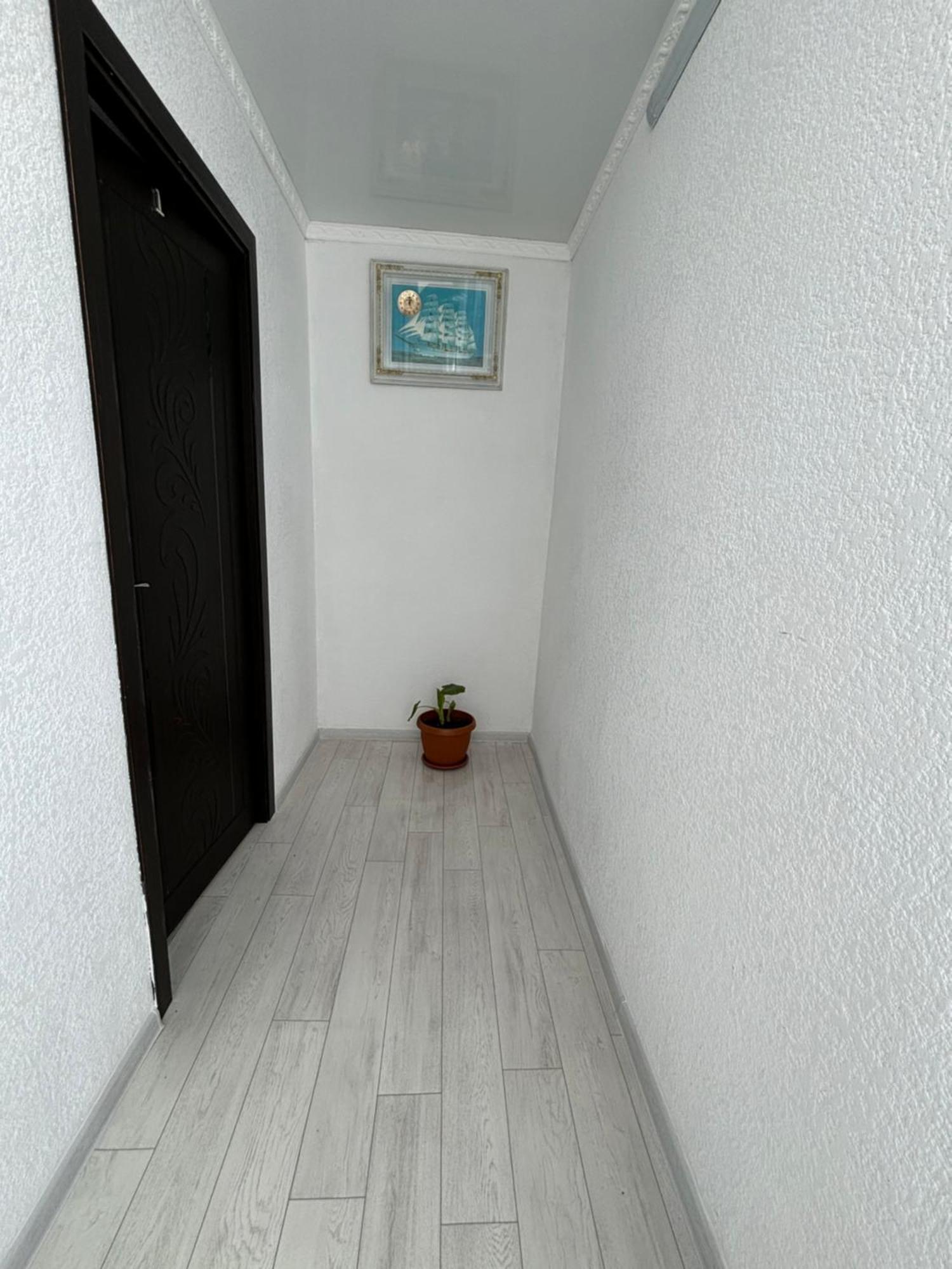 Tokmok Hostel,Halal Хостел,Халал מראה חיצוני תמונה