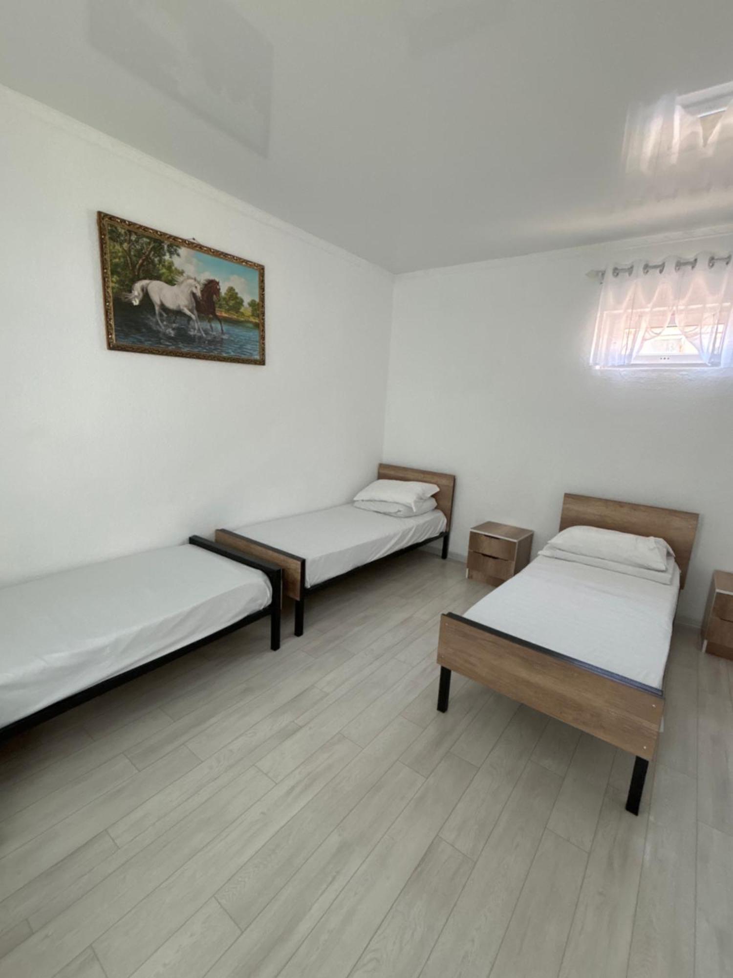 Tokmok Hostel,Halal Хостел,Халал מראה חיצוני תמונה